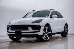 2025 Porsche Macan SUV