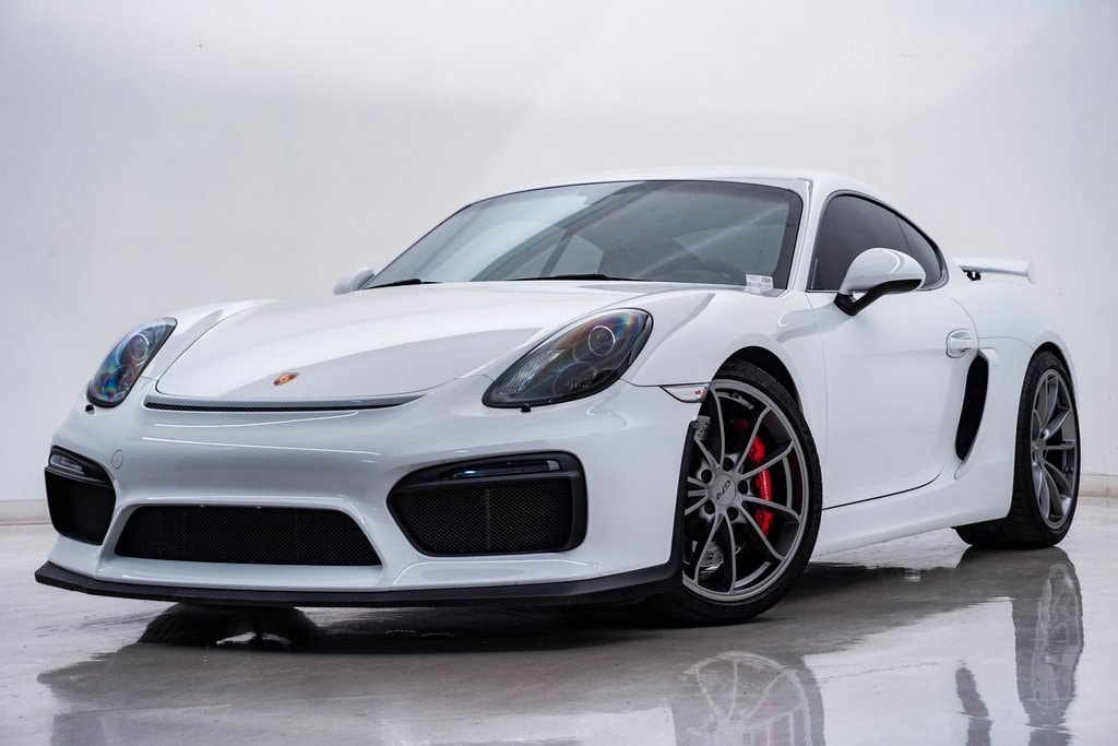 2016 Porsche Cayman GT4's photo