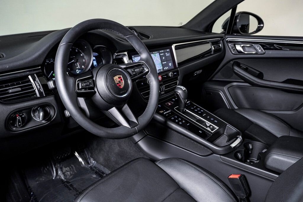 Certified 2025 Porsche Macan SUV