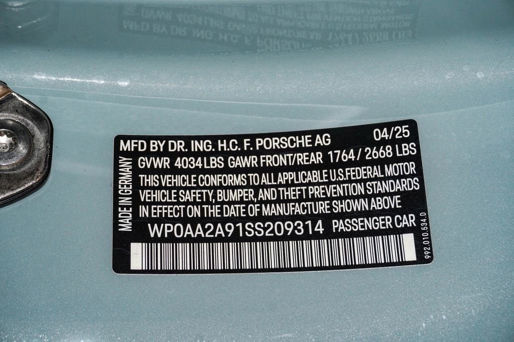2025 Porsche 911 T - Photo 37