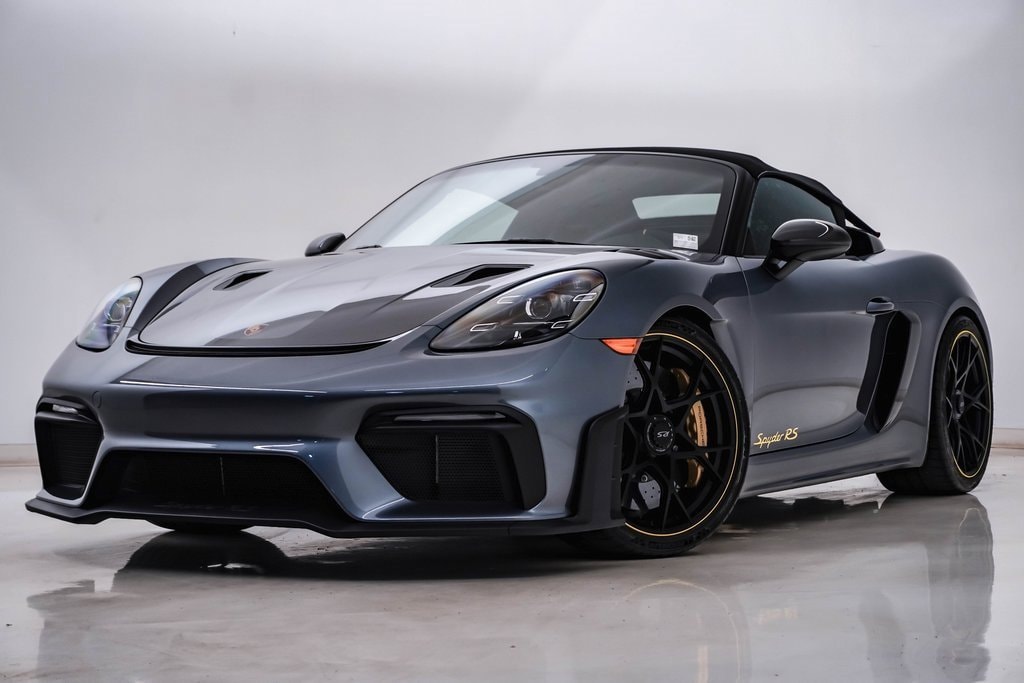 2025 Porsche 718 Spyder RS's photo