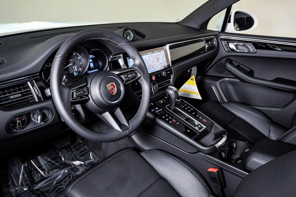 Certified 2025 Porsche Macan SUV