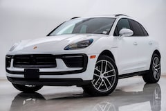 2025 Porsche Macan SUV