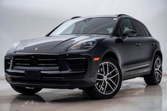 2025 Porsche Macan SUV