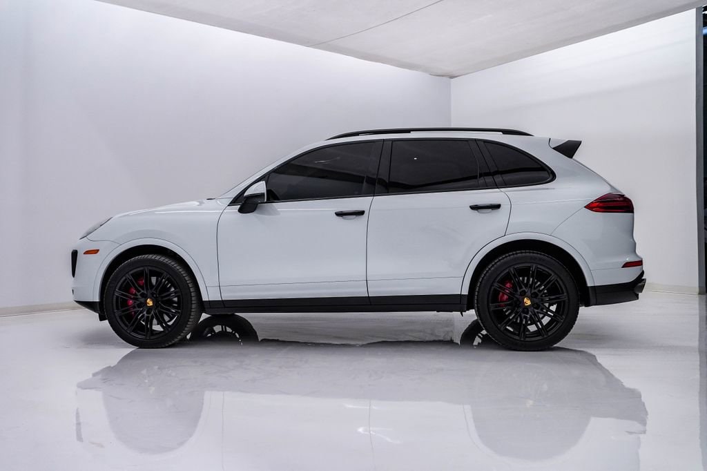 Used 2017 Porsche Cayenne Turbo SUV