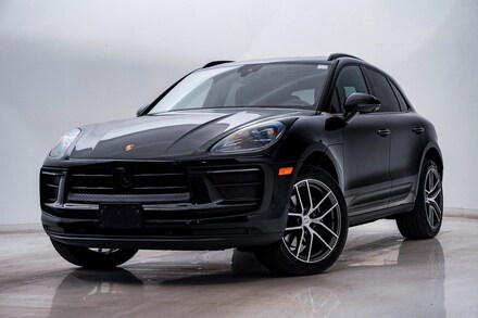 2025 Porsche Macan SUV