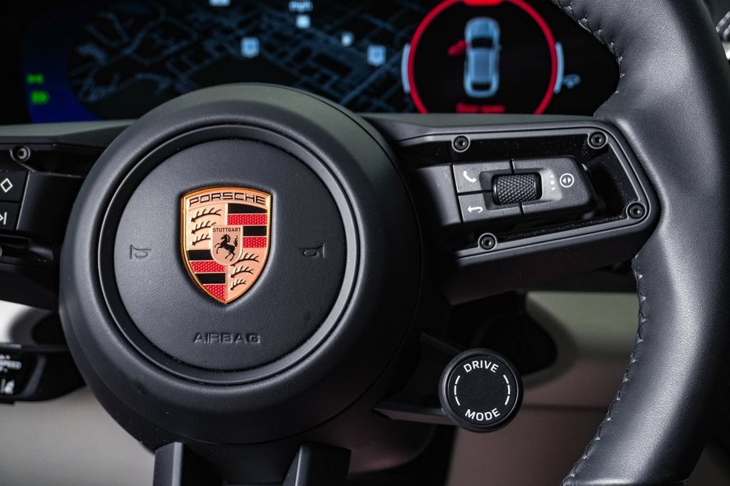 2025 Porsche Macan S - Photo 19