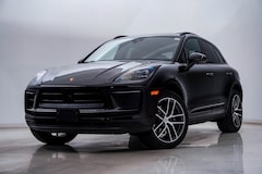 2025 Porsche Macan SUV