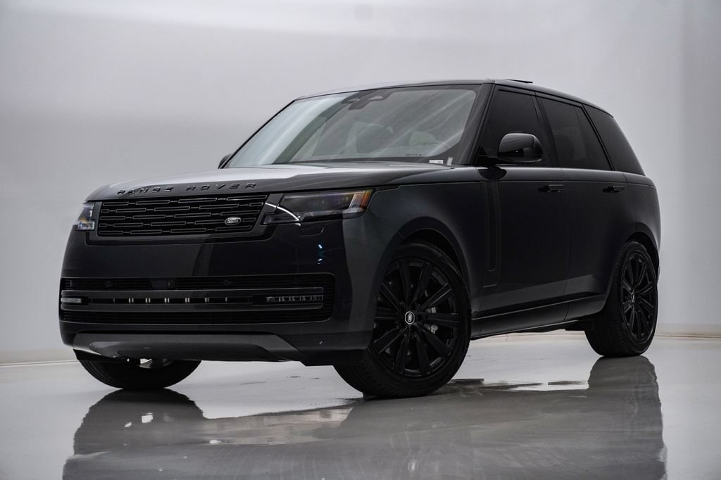 Used 2025 Land Rover Range Rover P530 SE SUV