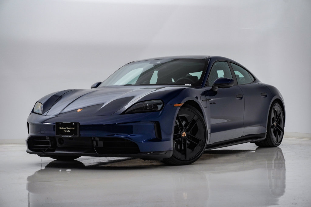 2025 Porsche Taycan 4 Sedan