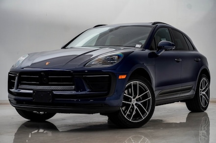 2025 Porsche Macan SUV