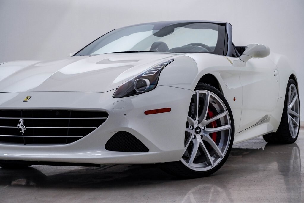 Used 2015 Ferrari California <BLANK> Convertible