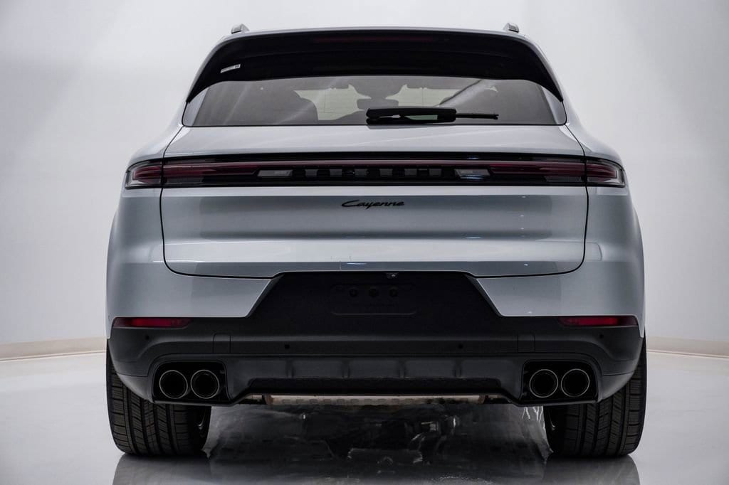 2025 Porsche Cayenne Base - Photo 10
