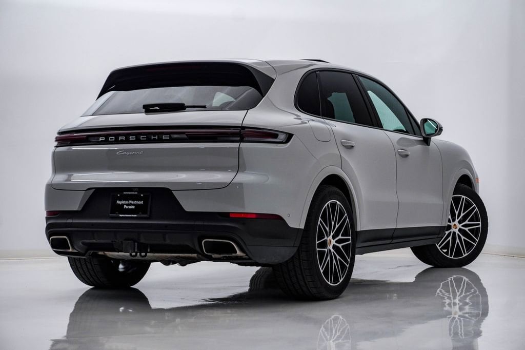 2025 Porsche Cayenne Base - Photo 11