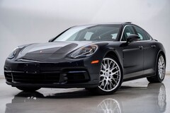 2020 Porsche Panamera 4S Sedan