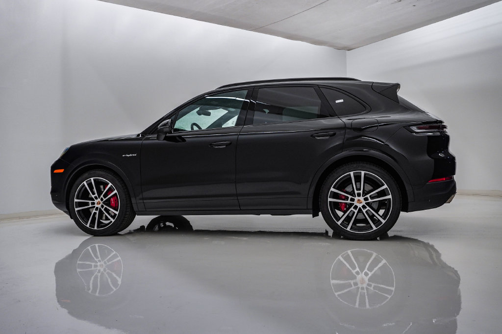 Certified 2026 Porsche Cayenne E-Hybrid S SUV