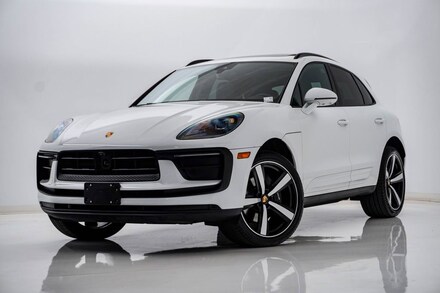 2026 Porsche Macan SUV