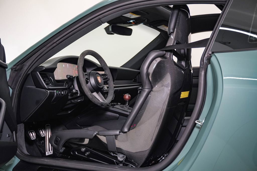 2025 Porsche 911 T - Photo 21