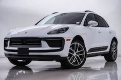 2025 Porsche Macan SUV