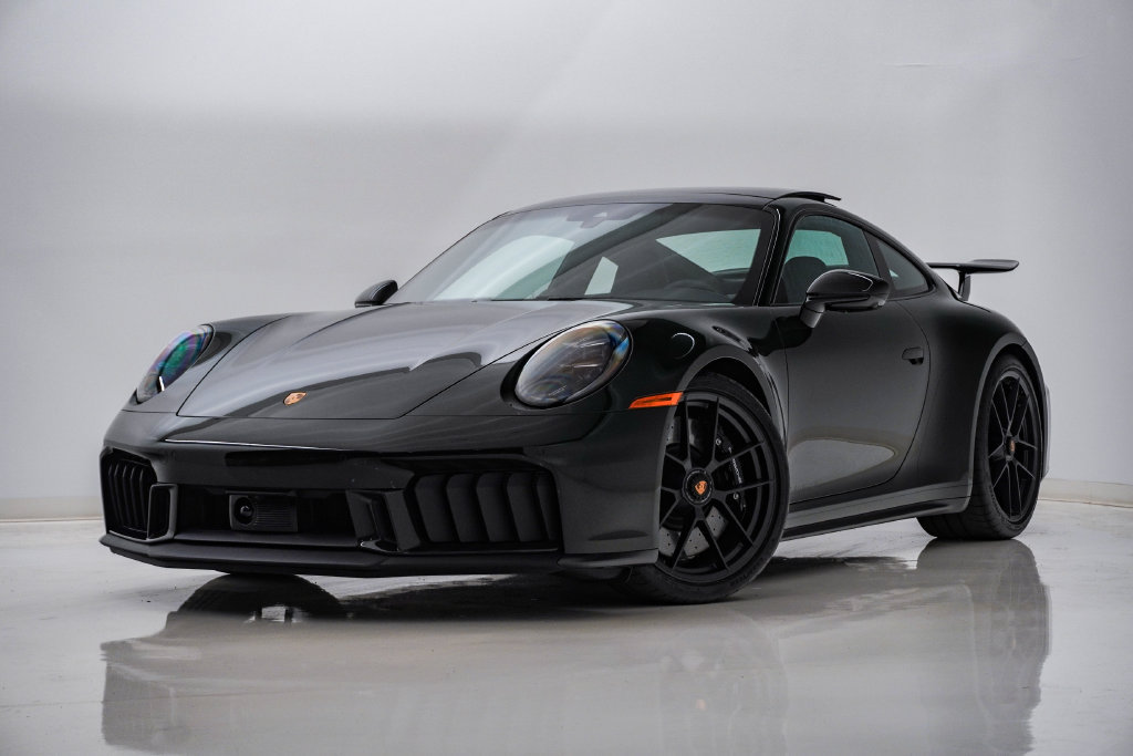 2026 Porsche 911 Carrera 4 GTS Coupe
