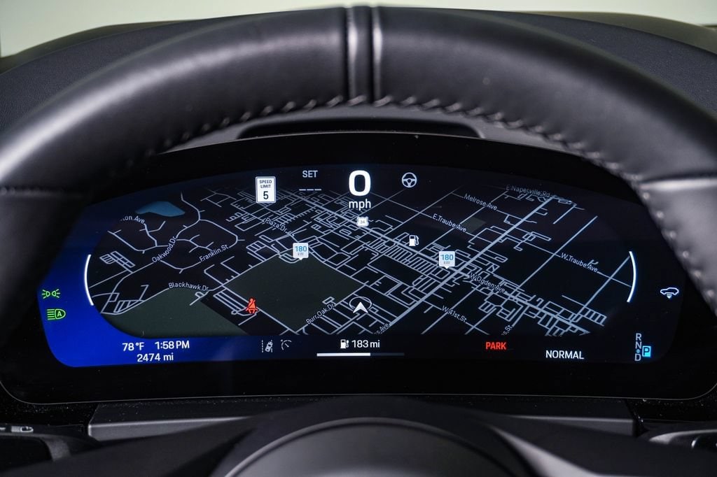2025 Porsche Macan S - Photo 21
