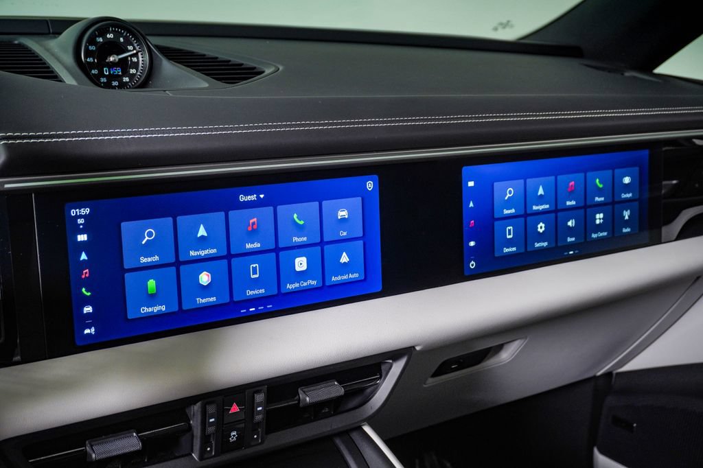 2025 Porsche Macan S - Photo 22