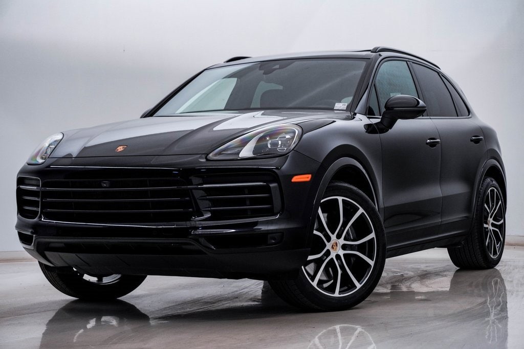 2023 Porsche Cayenne Base