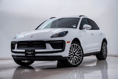 2025 Porsche Macan SUV