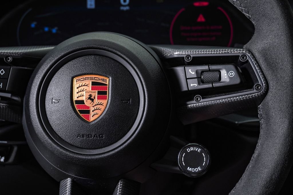 2025 Porsche 911 T - Photo 23