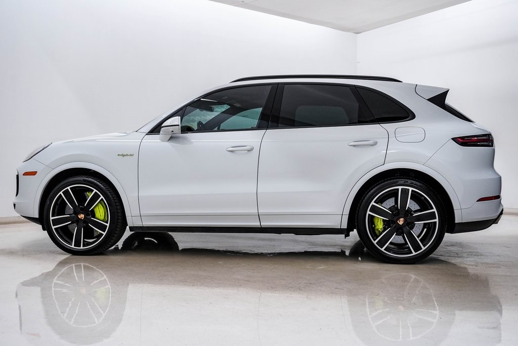 Certified 2023 Porsche Cayenne E-Hybrid Turbo S SUV