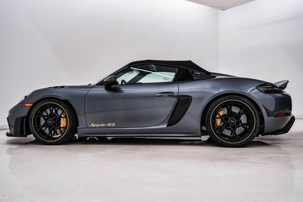 2025 Porsche Boxster Spyder photo 2
