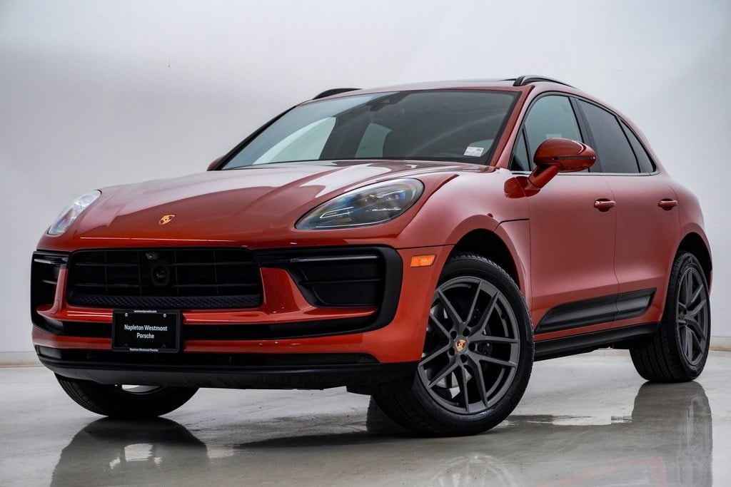 2025 Porsche Macan Base