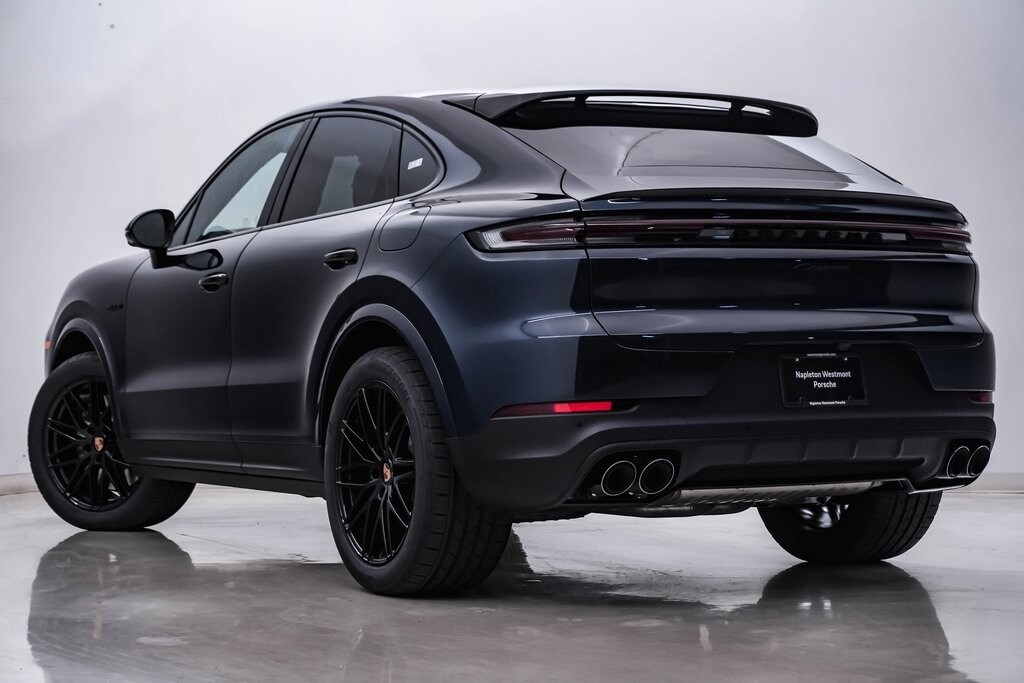 2026 Porsche Cayenne E-Hybrid Coupe photo 3