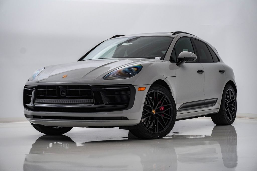 New 2026 Porsche Macan SUV