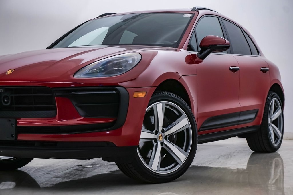 Certified 2024 Porsche Macan Base with VIN WP1AA2A55RLB07210 for sale in Westmont, IL