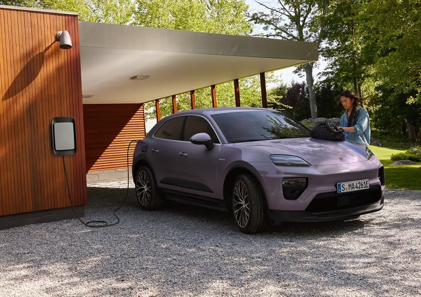 Porsche Macan EV