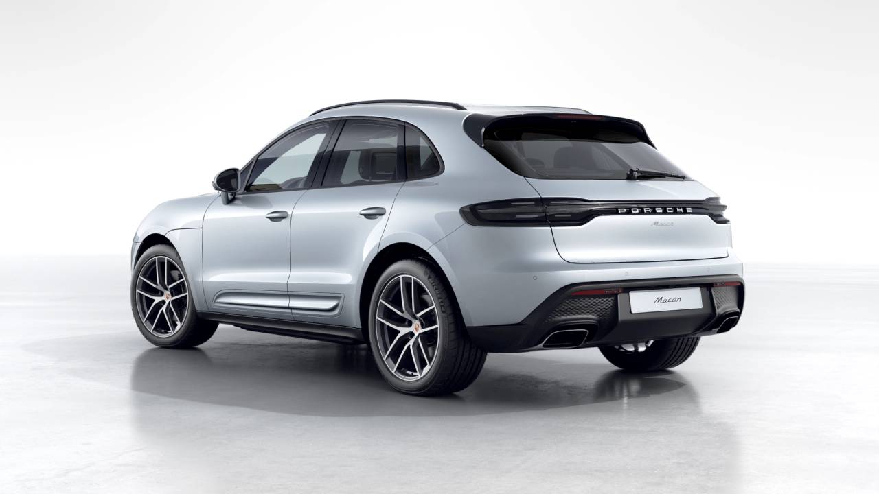 2026 Porsche Macan T photo 3
