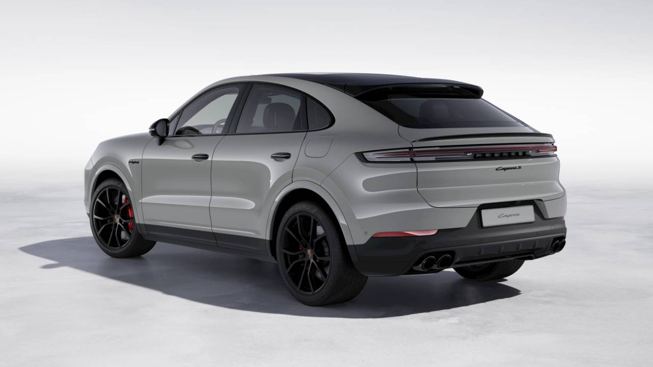 2026 Porsche Cayenne S E-Hybrid Coupe photo 3