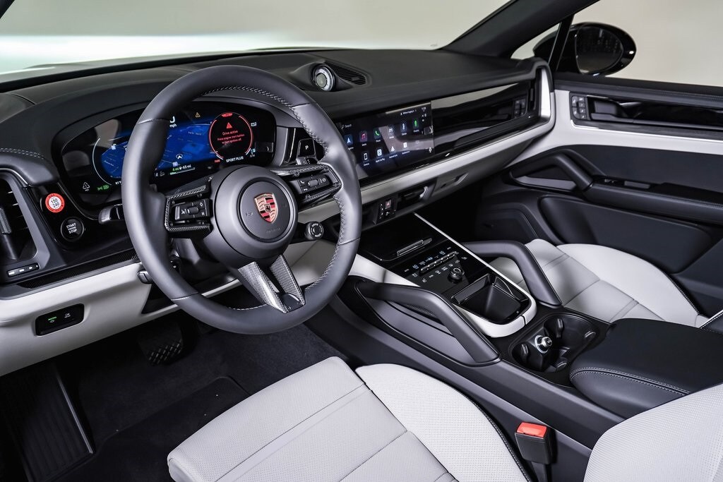 2026 Porsche Cayenne E-Hybrid Coupe photo 4