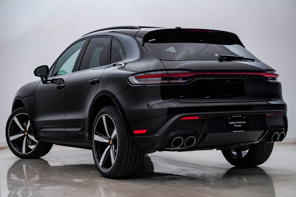 2026 Porsche Macan S photo 3