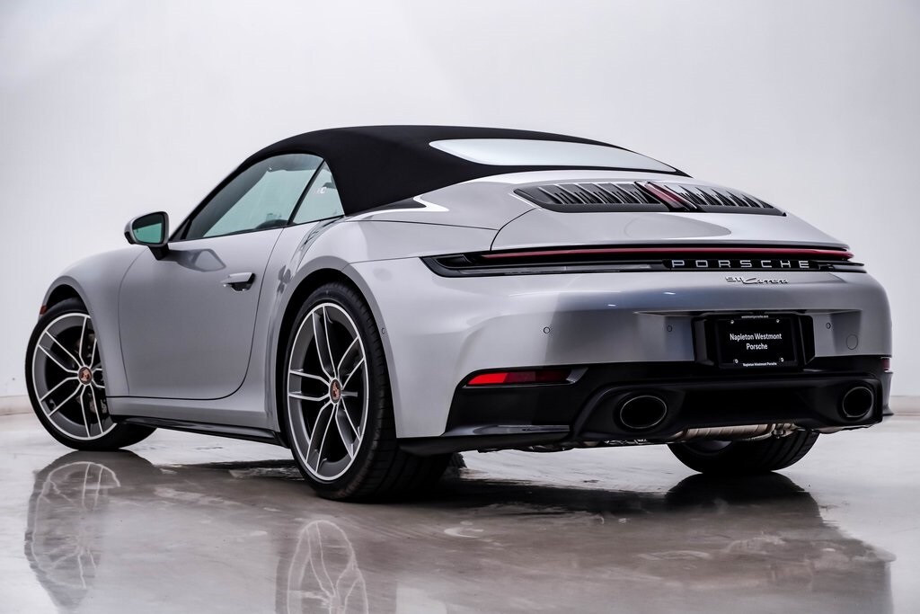 2026 Porsche 911 Cabriolet photo 3