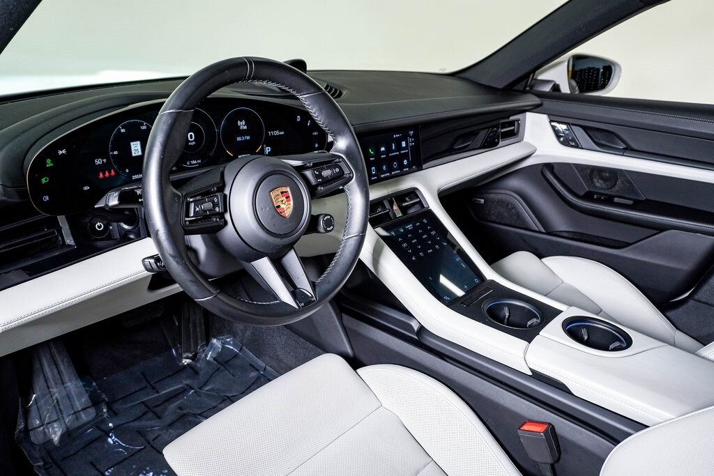 2021 Porsche Taycan 4S photo 4