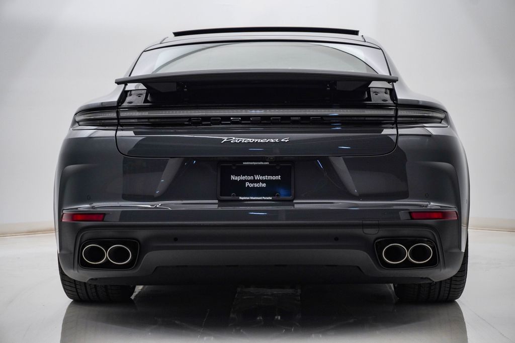 2026 Porsche Panamera 4 E-Hybrid - Photo 10