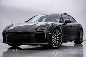 2025 Porsche Panamera 4 Hatchback