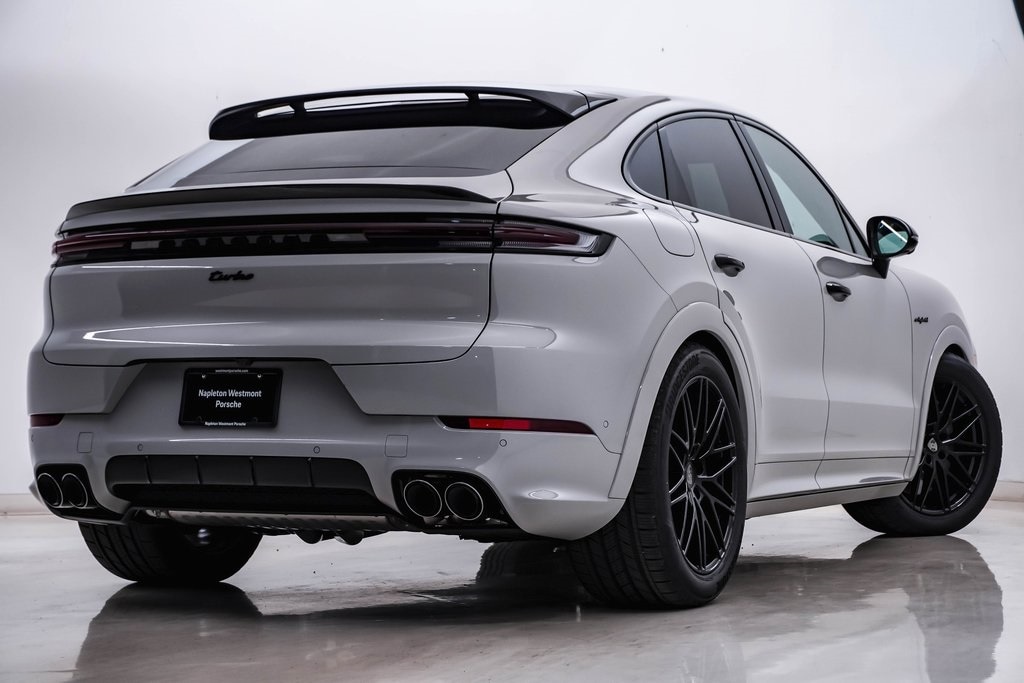 2026 Porsche Cayenne Coup Turbo E-Hybrid - Photo 11