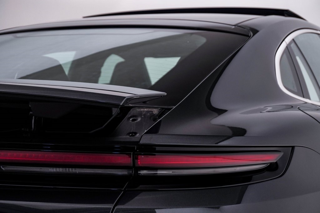 2026 Porsche Panamera 4 E-Hybrid - Photo 12