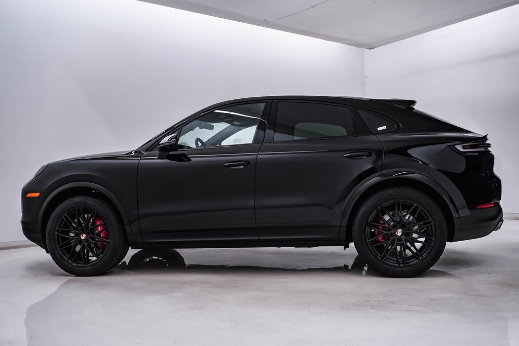 2026 Porsche Cayenne S Coupe photo 2