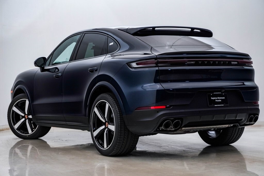 2026 Porsche Cayenne S Coupe photo 3