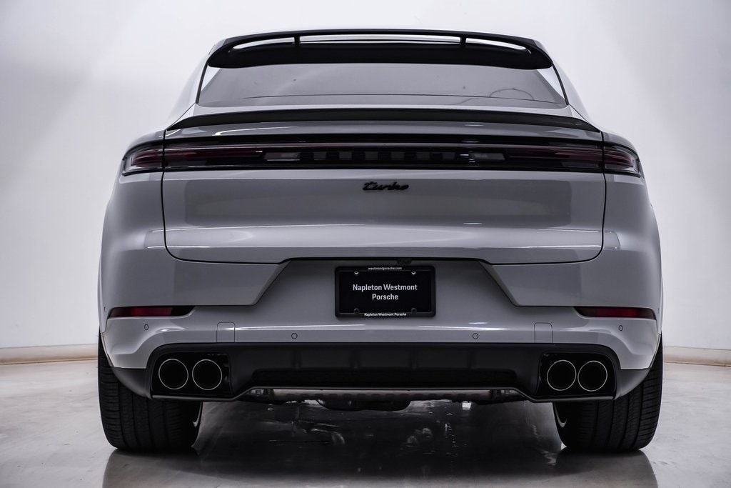 2025 Porsche Cayenne Coup Turbo E-Hybrid - Photo 11