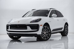 2026 Porsche Macan SUV